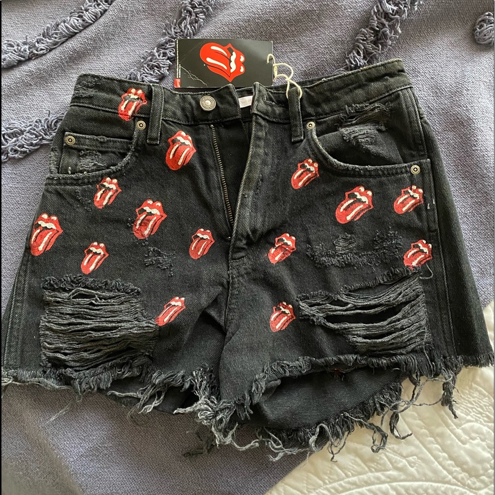 Zara limited edition rolling stones shorts